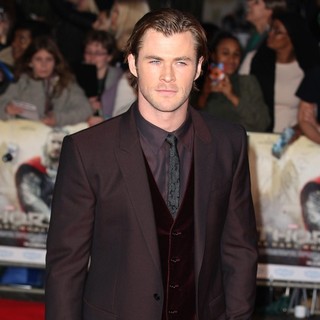 The World Premiere of Thor: The Dark World - Arrivals