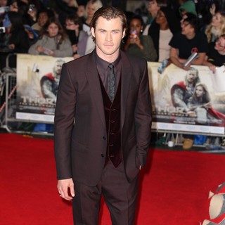 The World Premiere of Thor: The Dark World - Arrivals