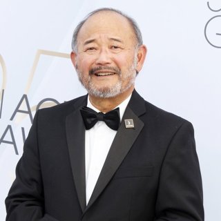 Clyde Kusatsu