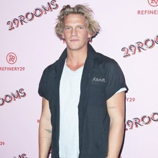 Cody Simpson Pictures, Latest News, Videos and Dating Gossips