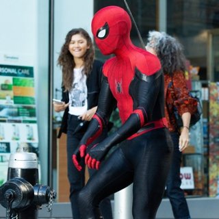 Tom Holland and Zendaya Film Scenes for Spider-Man: Far From Home
