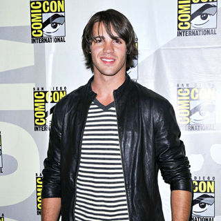 Steven R. McQueen in Comic-Con 2010 - Day 3 - 'The Vampire Diaries' Press Conference