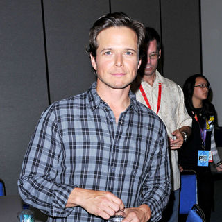 dating scott wolf Will brandon scott wolf find “the one” could be, if he’s not looking for a grammar fanatic more on that laterbrandon is a 25 year-old single guy living in new york city and working as a. dating scott wolf Will brandon scott wolf find “the one” could be, if he’s not looking for a grammar fanatic more on that laterbrandon is a 25 year-old single guy living in new york city and working as a.