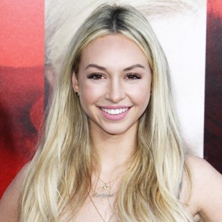 Premiere Warner Bros. Pictures' of Unforgettable - Arrivals