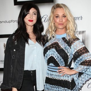 Briana Cuoco, Kaley Cuoco in 7th Annual Stand Up for Pits