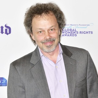 Curtis Armstrong