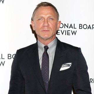Daniel Craig