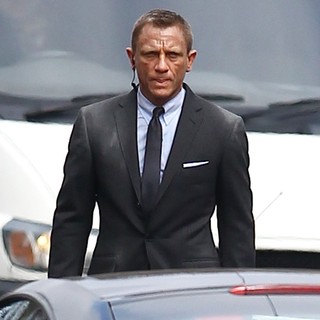 Filming A Scene for The New James Bond Film Skyfall