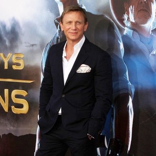 Cowboys and Aliens Premiere - Arrivals