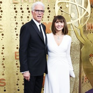 Ted Danson, Mary Steenburgen in 71st Emmy Awards - Arrivals