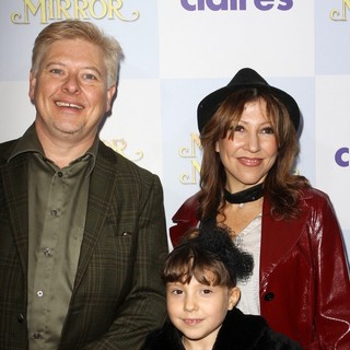 Dave Foley Pictures, Latest News, Videos.