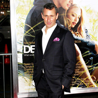 The Los Angeles Premiere of 'Dear John' - Arrivals