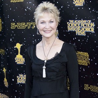 Dee Wallace Stone