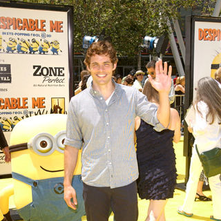 Los Angeles Premiere Of Universal Pictures' "Despicable Me" - Arrivals