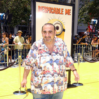 Los Angeles Premiere Of Universal Pictures' "Despicable Me" - Arrivals