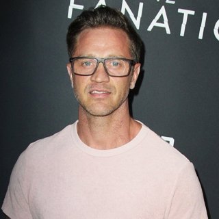 Devon Sawa
