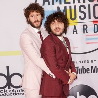 Lil Dicky, Benny Blanco in 2018 American Music Awards - Arrivals