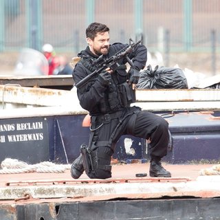 Dominic Cooper Filming Stratton