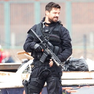 Dominic Cooper Filming Stratton