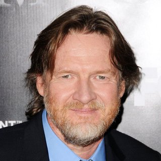 Donal Logue