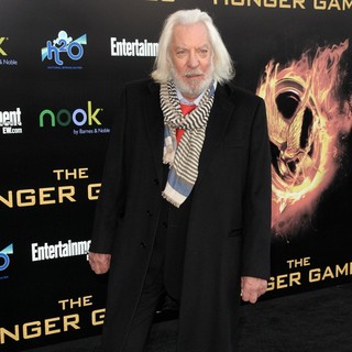 Los Angeles Premiere of The Hunger Games - Arrivals