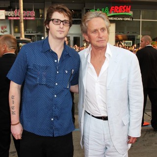 The Ghosts of Girlfriends Past Premiere