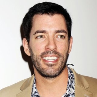 Drew Scott