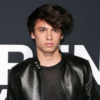Dylan Jagger Lee