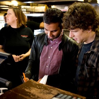 Jesse Eisenberg and Aziz Ansari Serve Pizza to Promote 30 Minutes or Less