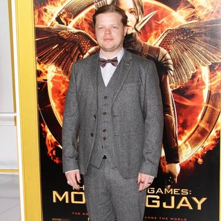 Los Angeles Premiere of The Hunger Games: Mockingjay, Part 1 - Arrivals