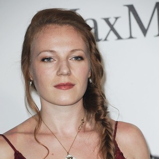 Emma Bell