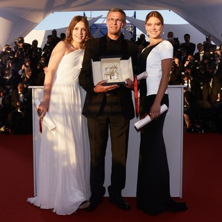 adele exarchopoulos jeremie laheurte split adele exarchopoulos picture 6 66th cannes film festival adele exarchopoulos jeremie laheurte split adele exarchopoulos picture 6 66th cannes film festival