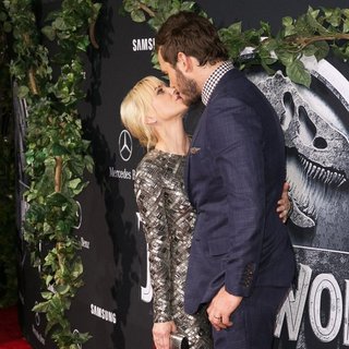 The Premiere of Universal Pictures' Jurassic World - Arrivals