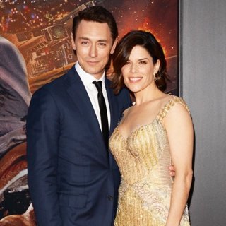 Skyscraper Premiere