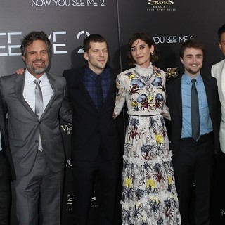 Dave Franco, Mark Ruffalo, Jesse Eisenberg, Lizzy Caplan, Daniel Radcliffe, Jon M. Chu in World Premiere of Now You See Me 2 - Arrivals