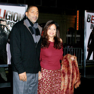 Los Angeles Premiere of 'The Book Of Eli' - Arrivals