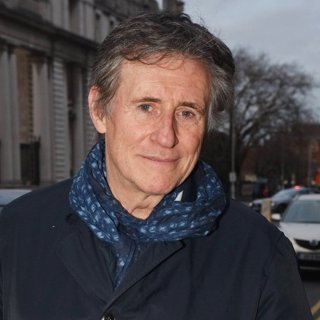 Gabriel Byrne