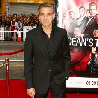 Los Angeles Premiere of Ocean's Thirteen - Arrivals