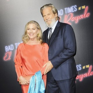 Susan Geston, Jeff Bridges in Los Angeles Premiere of Bad Times at the El Royale - Arrivals