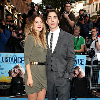 The UK Premiere of 'Going the Distance' - Arrivals
