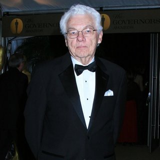 Gordon Willis