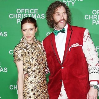 Premiere of Paramount Pictures' Office Christmas Party