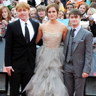 Harry Potter and the Deathly Hallows Part II World Film Premiere - Arrivals