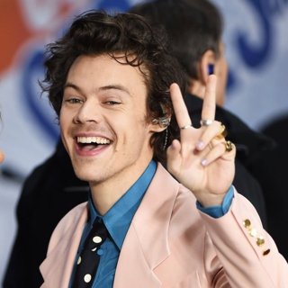 Harry Styles, One Direction in Harry Styles Performs at Today Show Concert Series