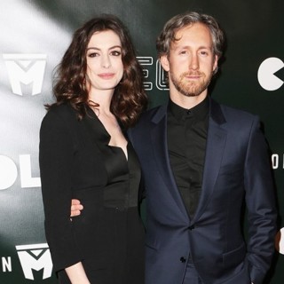 Premiere of Neon's Colossal