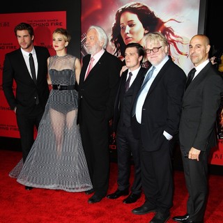 Liam Hemsworth, Jennifer Lawrence, Donald Sutherland, Josh Hutcherson, Philip Seymour Hoffman, Stanley Tucci in The Hunger Games: Catching Fire Premiere