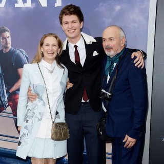 New York Premiere Allegiant - Arrivals
