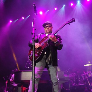 Israel Houghton