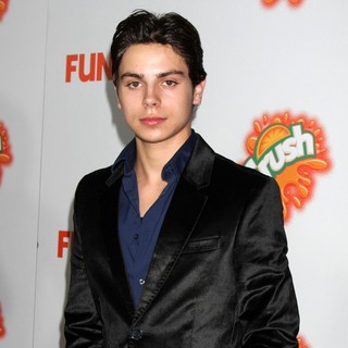 The Premiere of Paramount Pictures' Fun Size - Arrivals