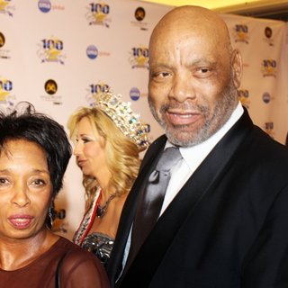 James Avery